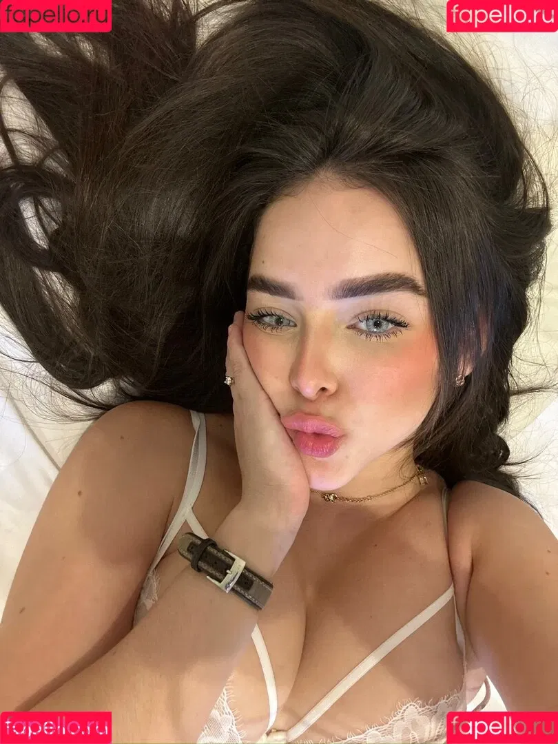 Sabrina Salvatierra Onlyfans Photo Gallery 