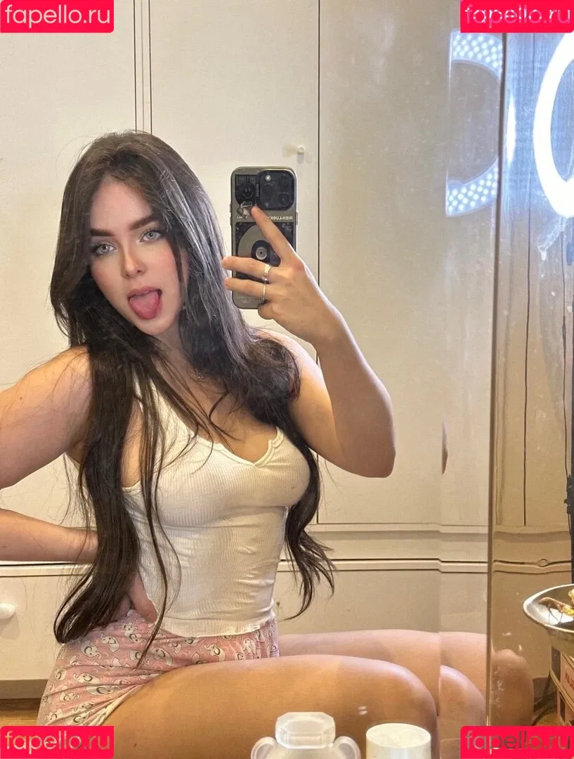 Sabrina Salvatierra Onlyfans Photo Gallery 