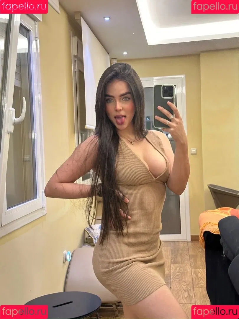 Sabrina Salvatierra Onlyfans Photo Gallery 