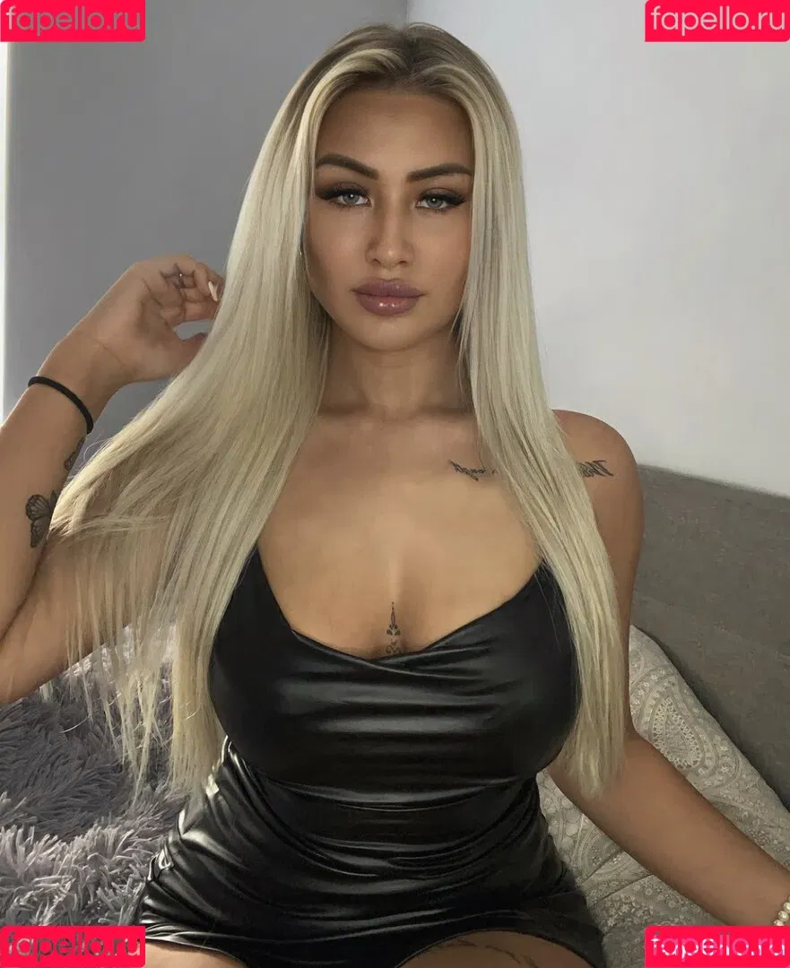 Weweska Onlyfans Photo Gallery 