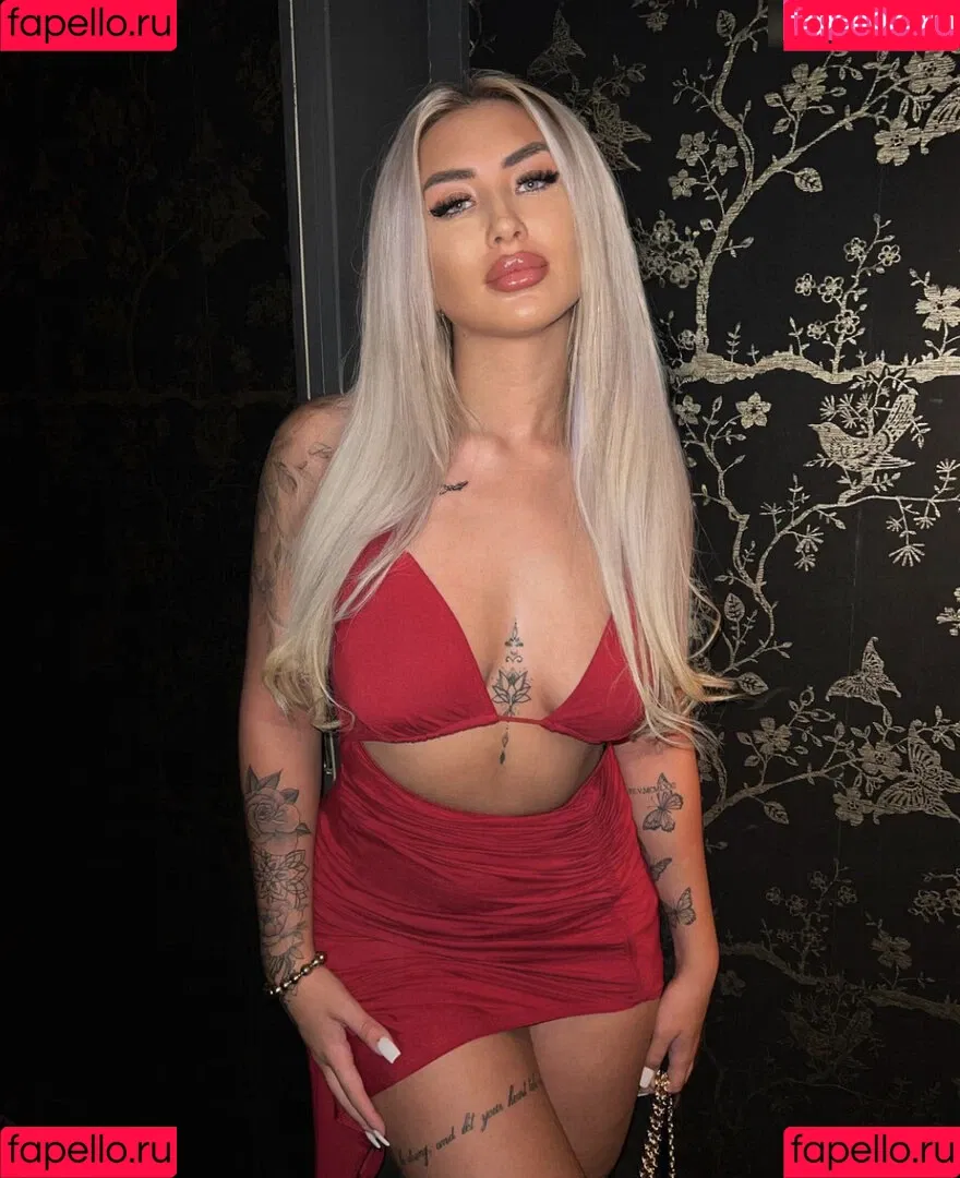 Weweska Onlyfans Photo Gallery 