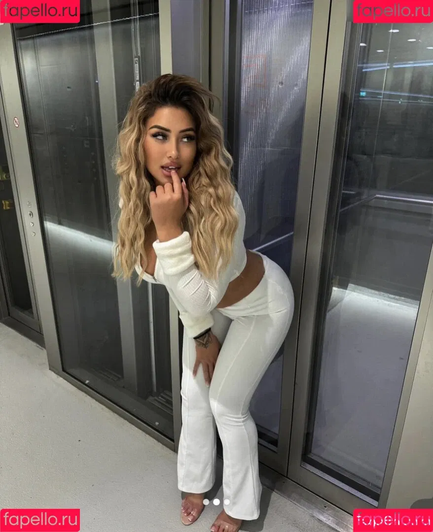 Weweska Onlyfans Photo Gallery 