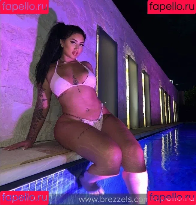 Weweska Onlyfans Photo Gallery 