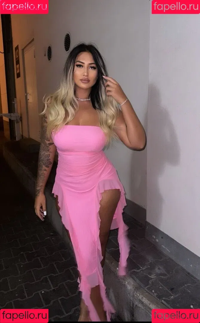 Weweska Onlyfans Photo Gallery 