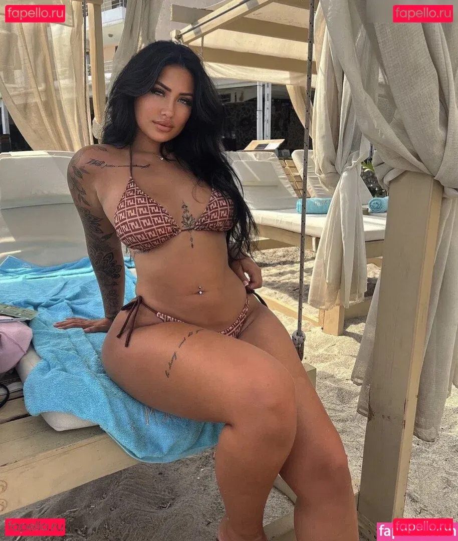 Weweska Onlyfans Photo Gallery 