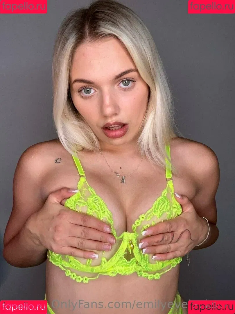 emilyevejackson Onlyfans Photo Gallery 