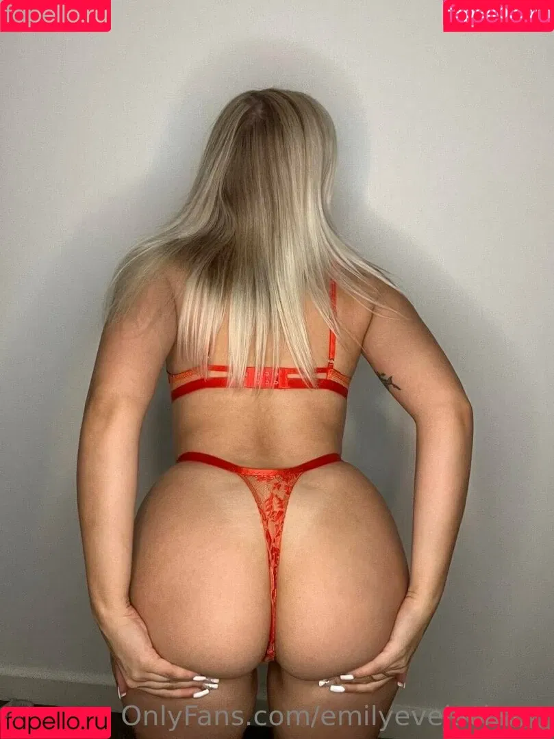 emilyevejackson Onlyfans Photo Gallery 