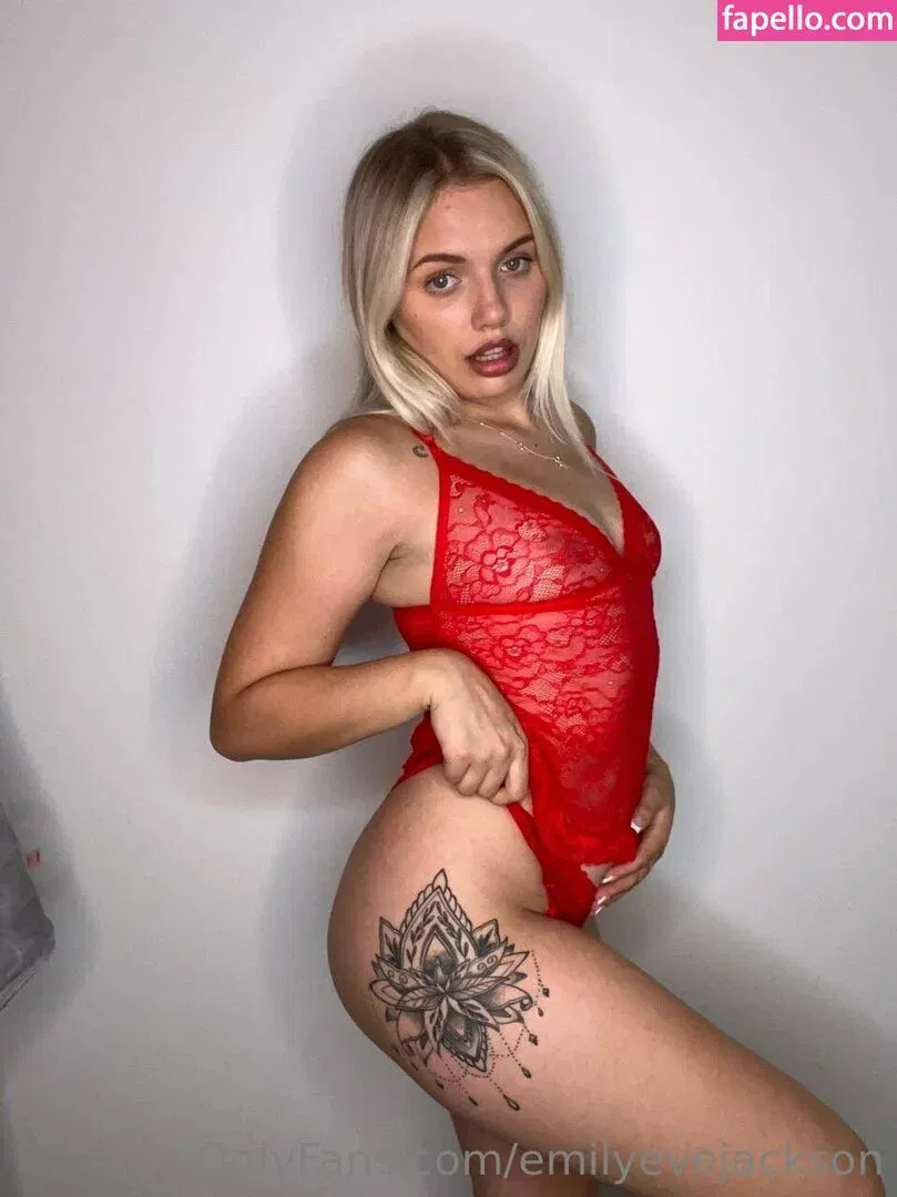 emilyevejackson Onlyfans Photo Gallery 