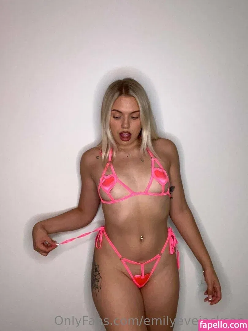 emilyevejackson Onlyfans Photo Gallery 
