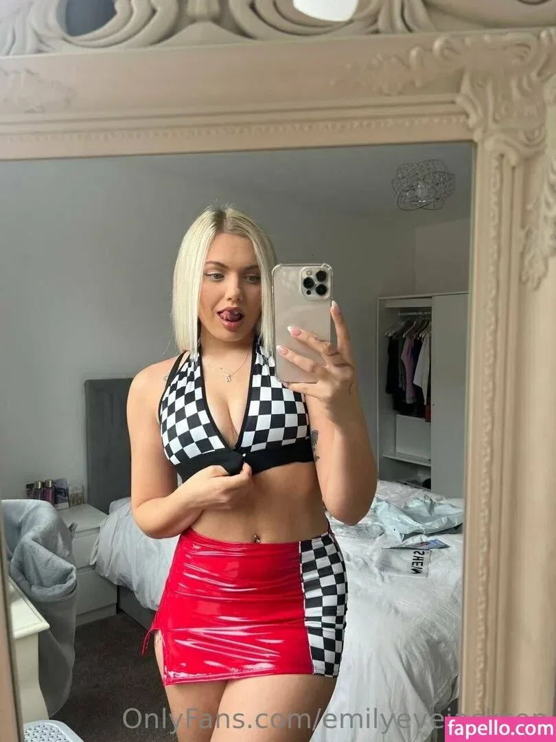 emilyevejackson Onlyfans Photo Gallery 