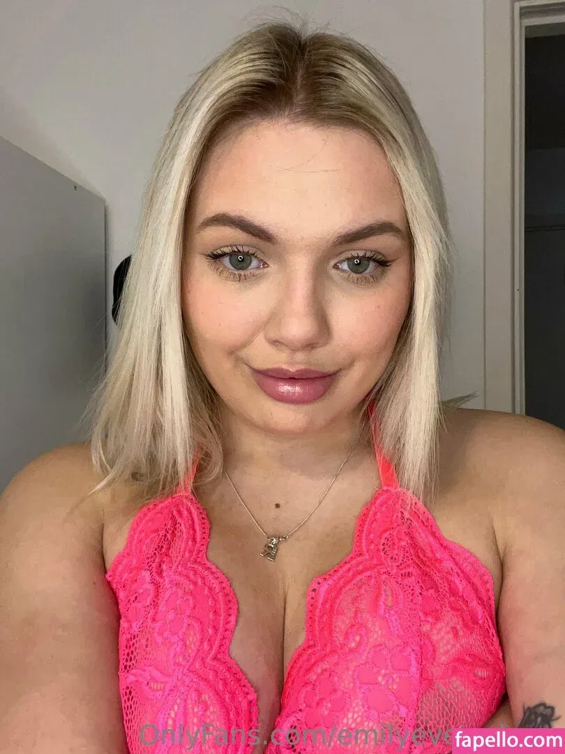 emilyevejackson Onlyfans Photo Gallery 