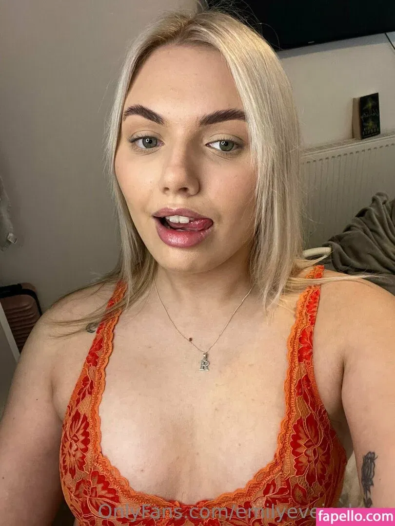 emilyevejackson Onlyfans Photo Gallery 