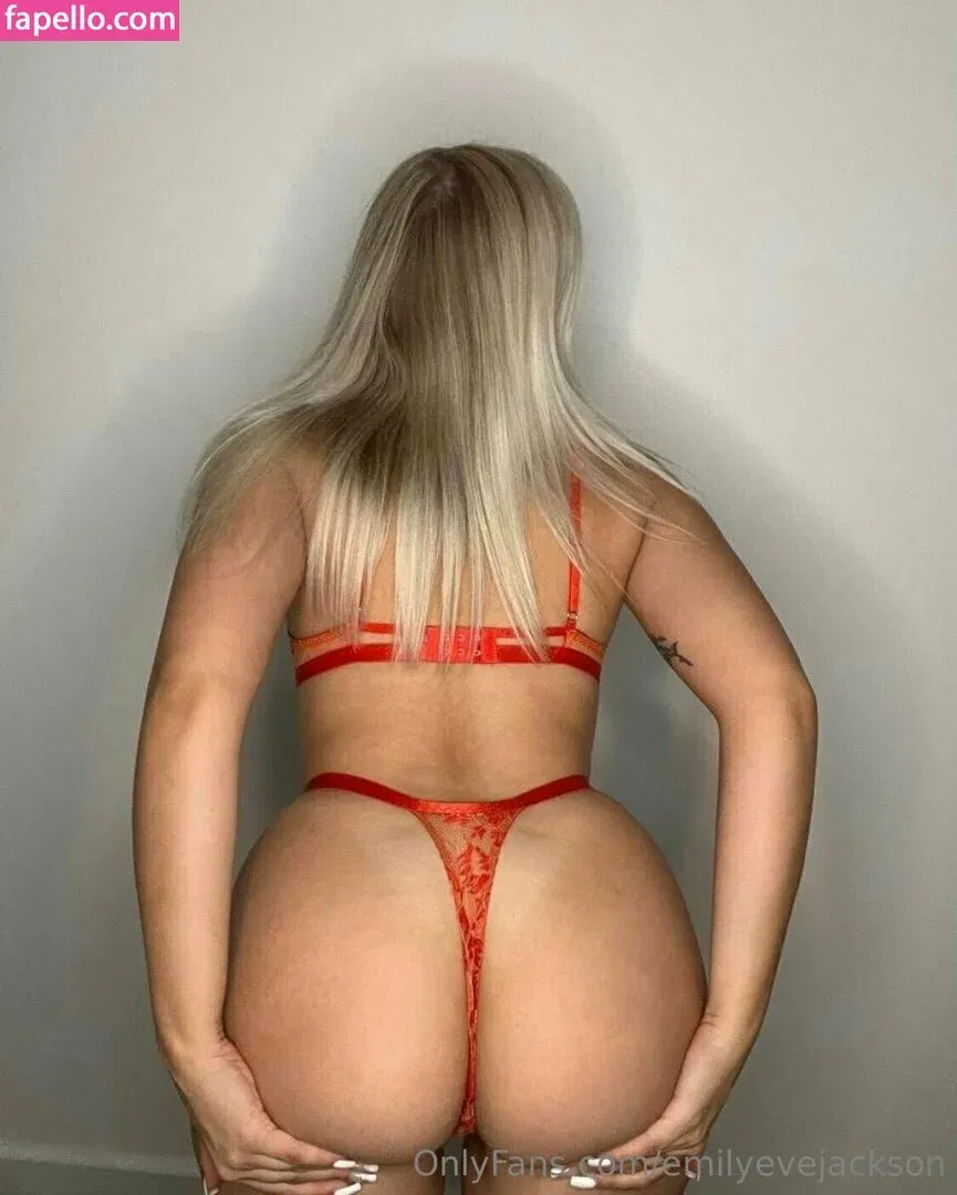 emilyevejackson Onlyfans Photo Gallery 