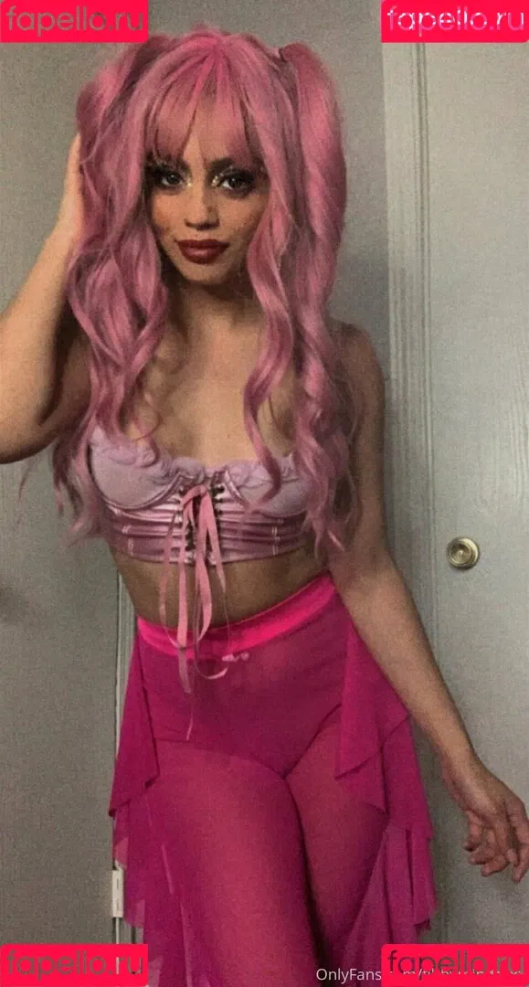 Sasha Sweetness Onlyfans Photo Gallery 