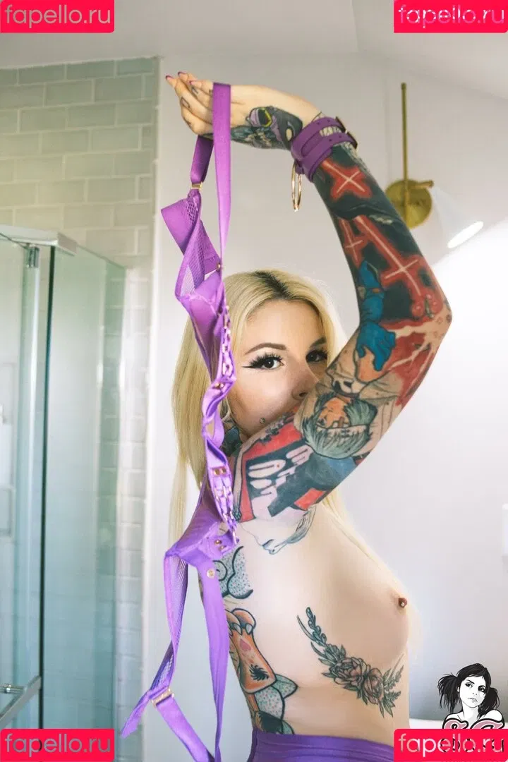 WalkingWoounded Onlyfans Photo Gallery 