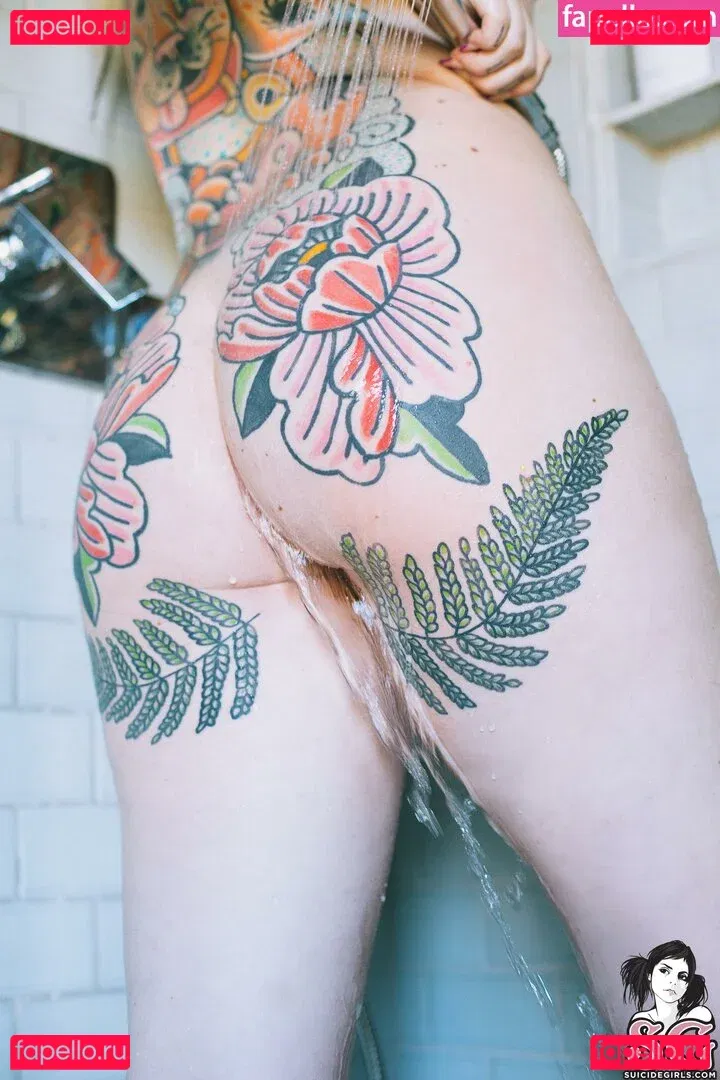 WalkingWoounded Onlyfans Photo Gallery 