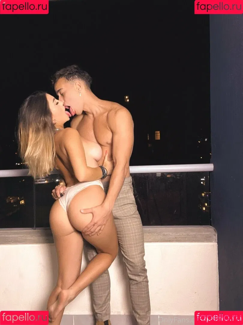 Valeng222 Onlyfans Photo Gallery 