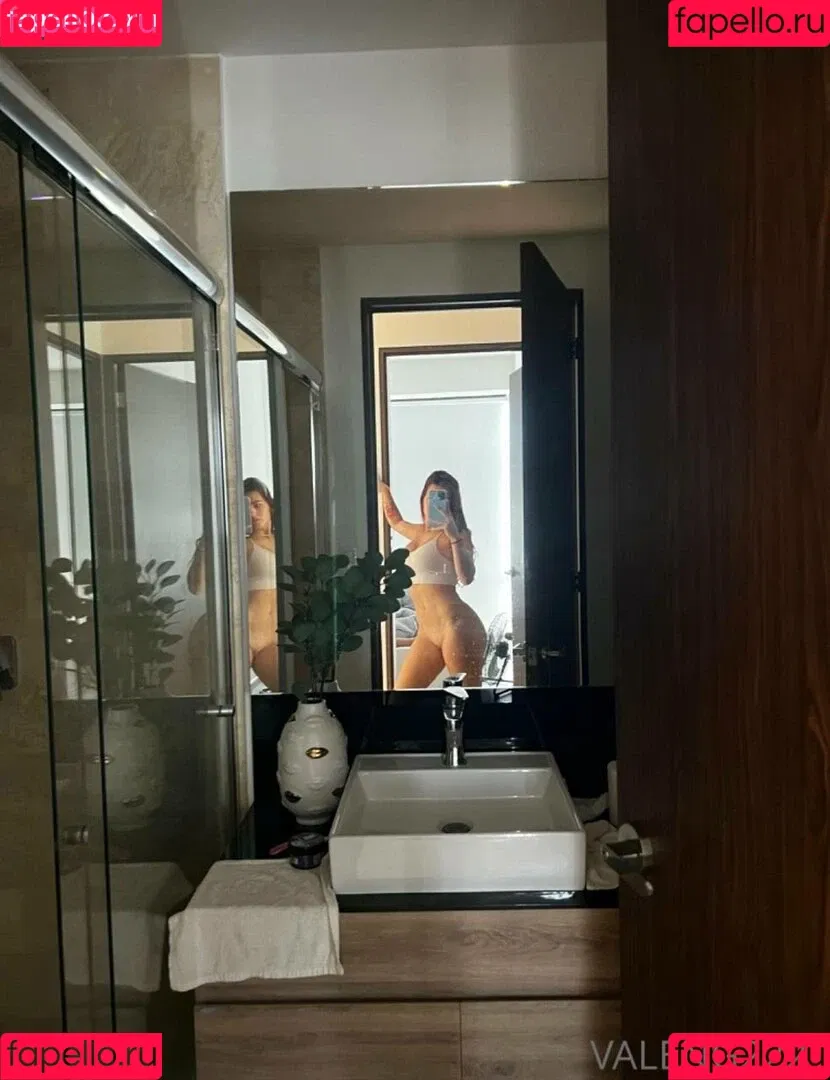 Valeng222 Onlyfans Photo Gallery 