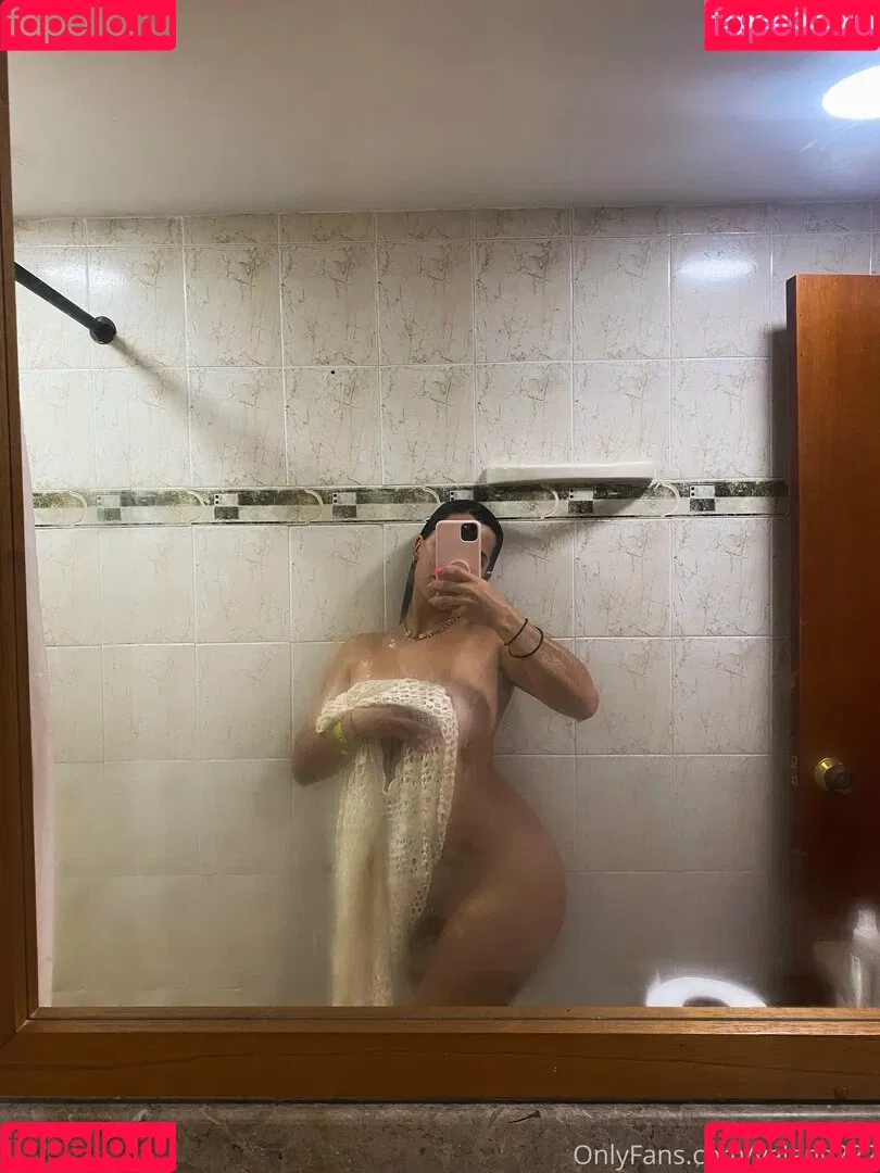 Valeng222 Onlyfans Photo Gallery 