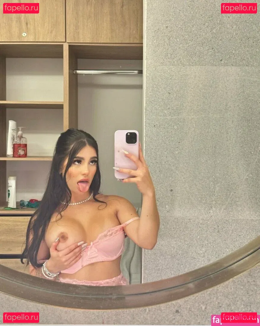 Valeng222 Onlyfans Photo Gallery 