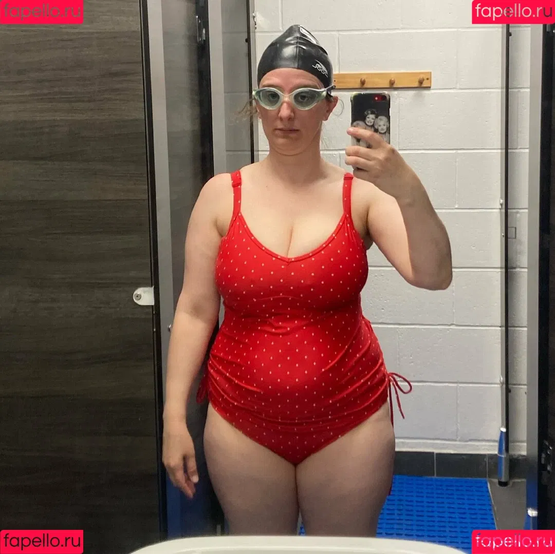 Felicity Ward Onlyfans Photo Gallery 