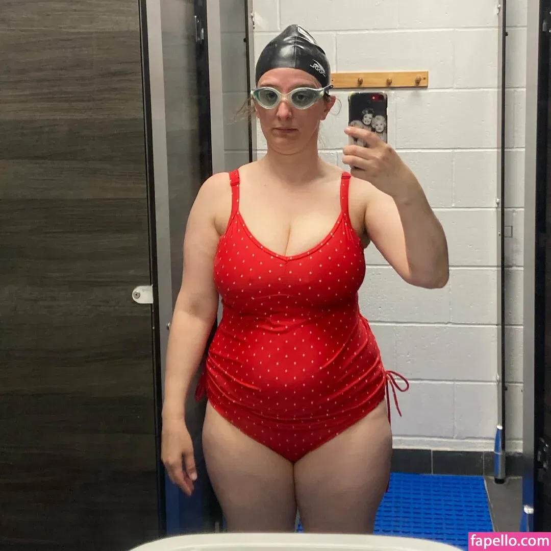 Felicity Ward Onlyfans Photo Gallery 