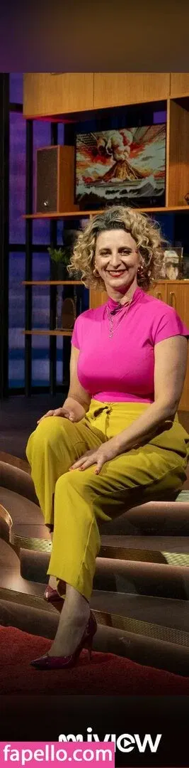 Felicity Ward Onlyfans Photo Gallery 