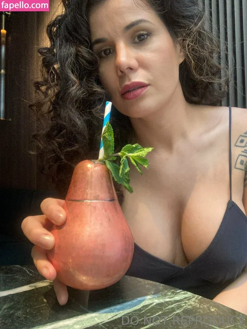 hi_candida Onlyfans Photo Gallery 