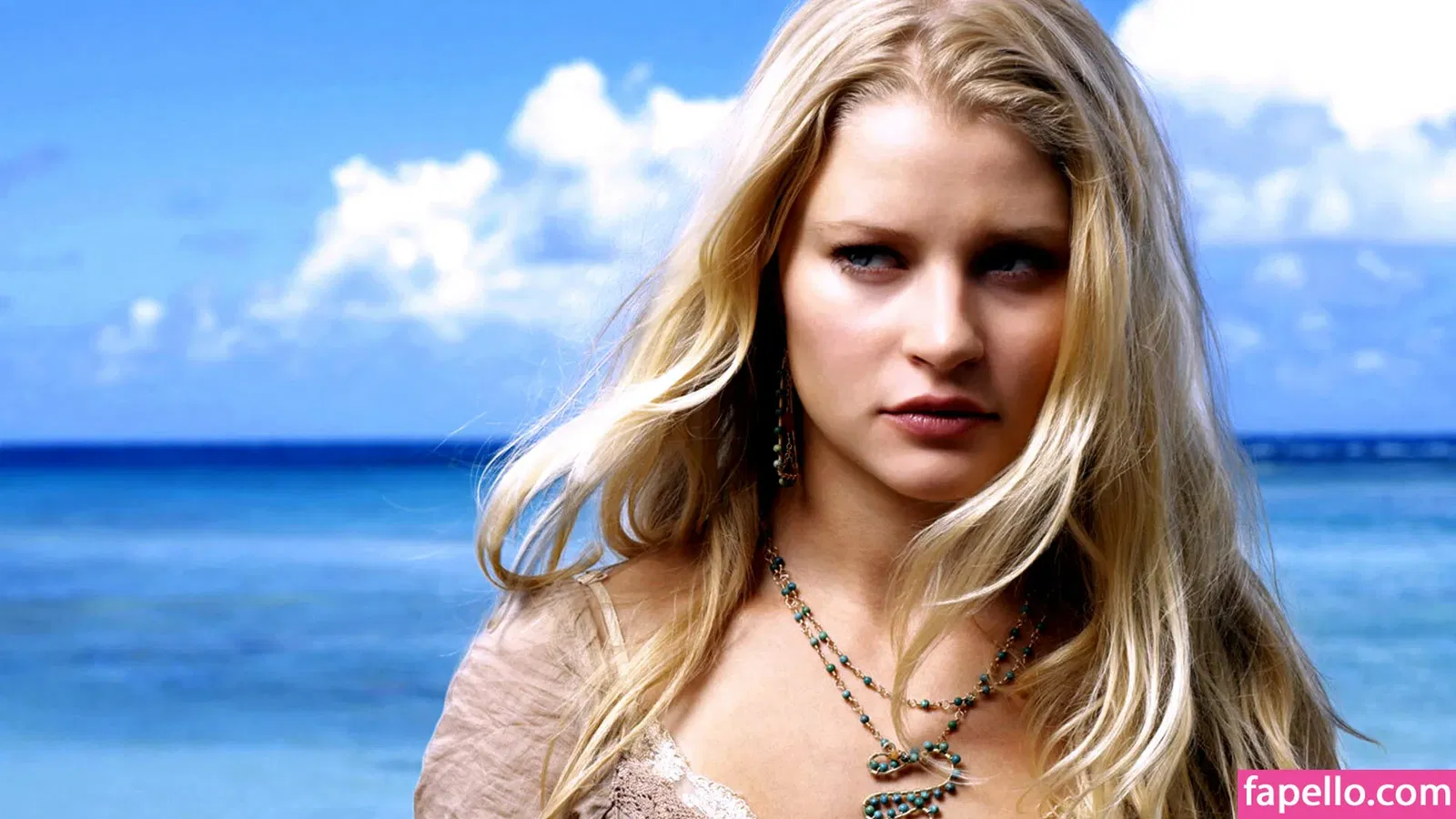 Emilie De Ravin Onlyfans Photo Gallery 