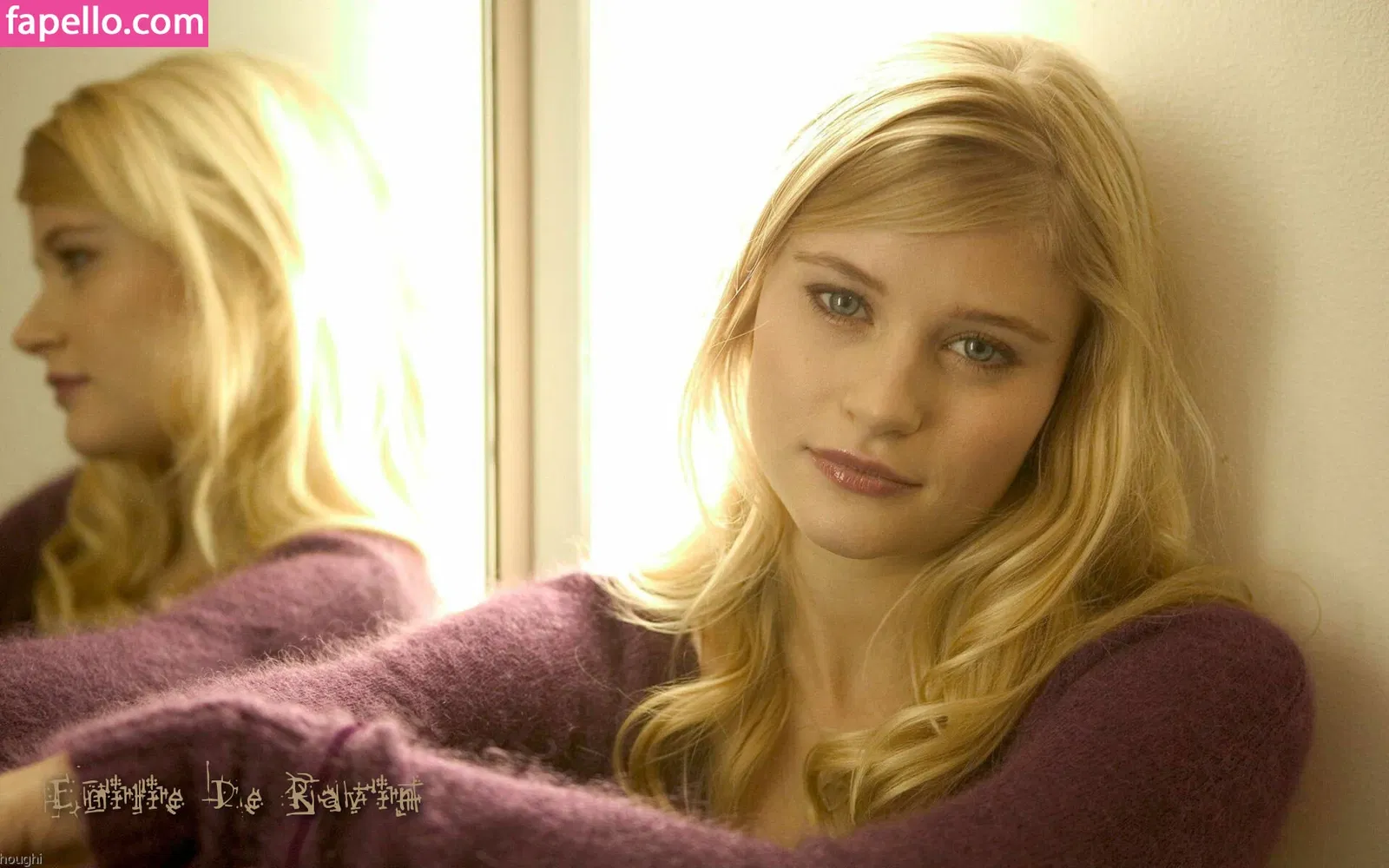 Emilie De Ravin Onlyfans Photo Gallery 