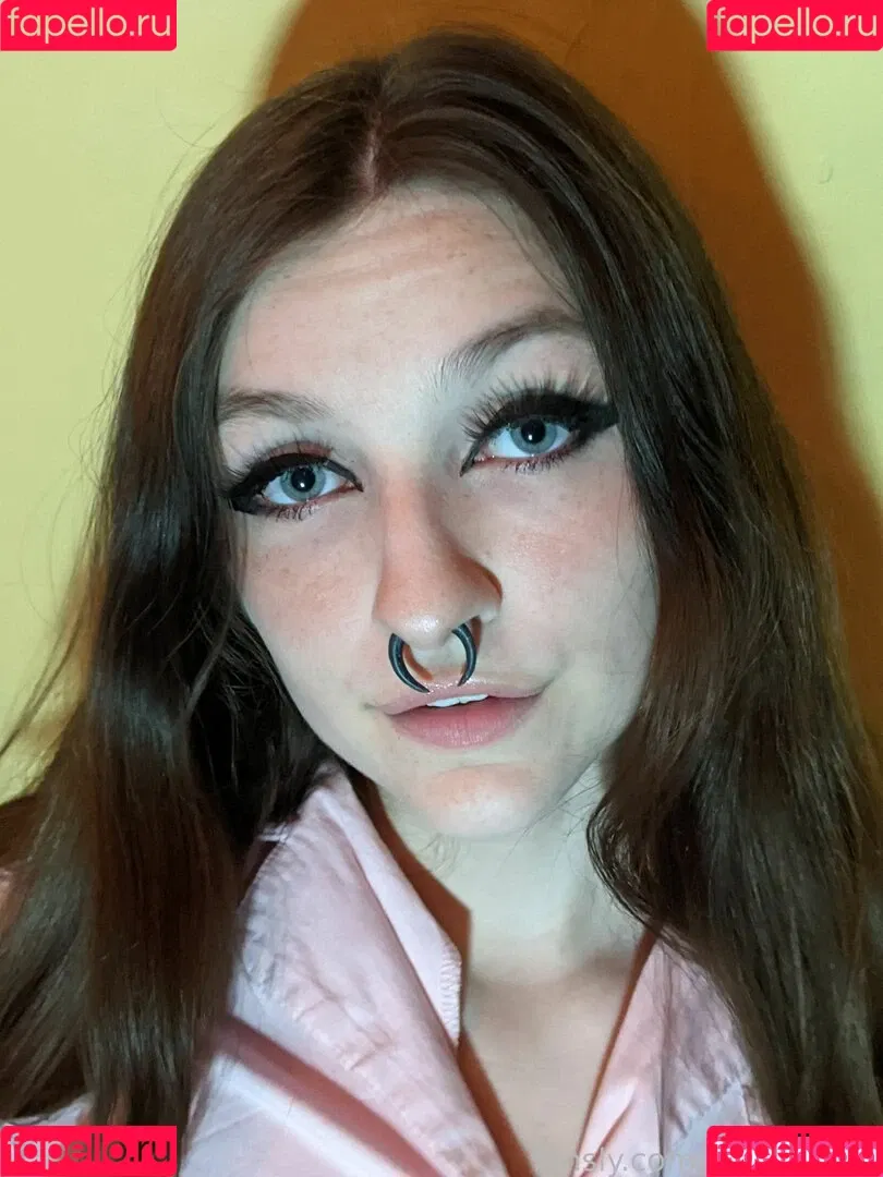 youngdolly Onlyfans Photo Gallery 