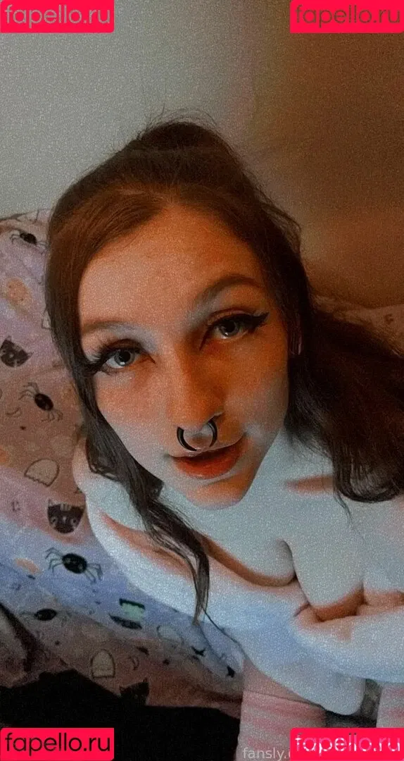 youngdolly Onlyfans Photo Gallery 