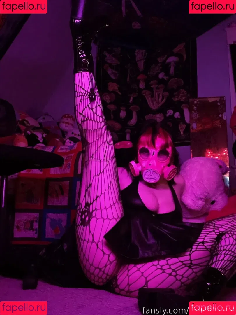 youngdolly Onlyfans Photo Gallery 