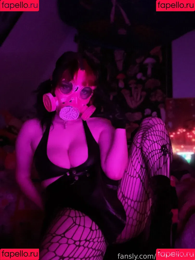youngdolly Onlyfans Photo Gallery 