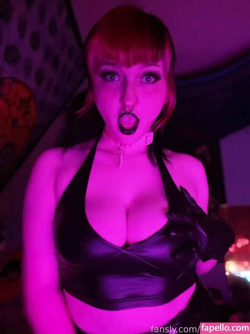 youngdolly Onlyfans Photo Gallery 