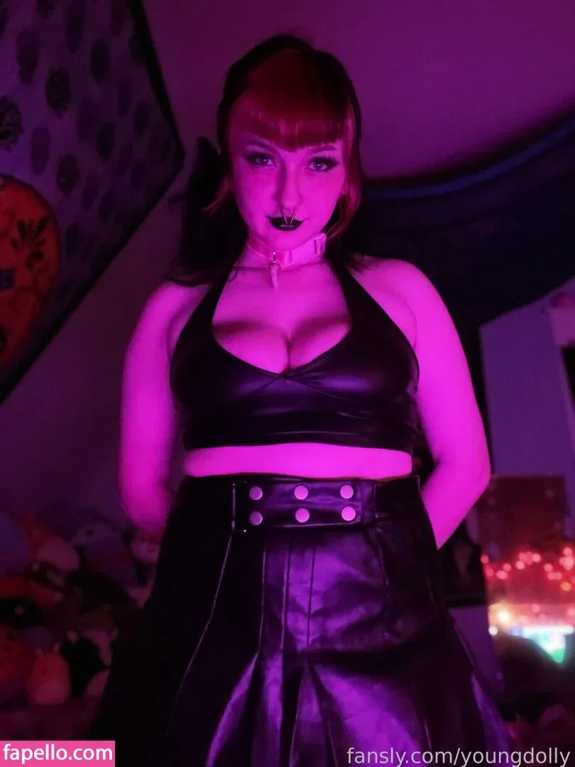 youngdolly Onlyfans Photo Gallery 