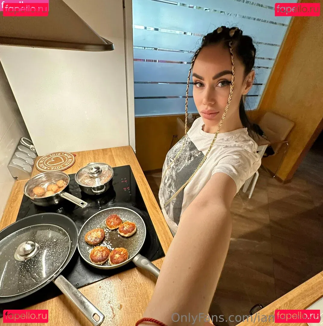 alinaboobs Onlyfans Photo Gallery 