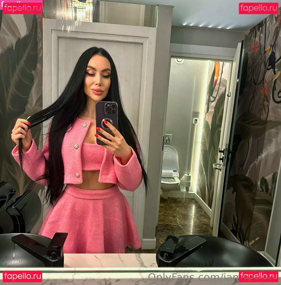 alinaboobs Onlyfans Photo Gallery 