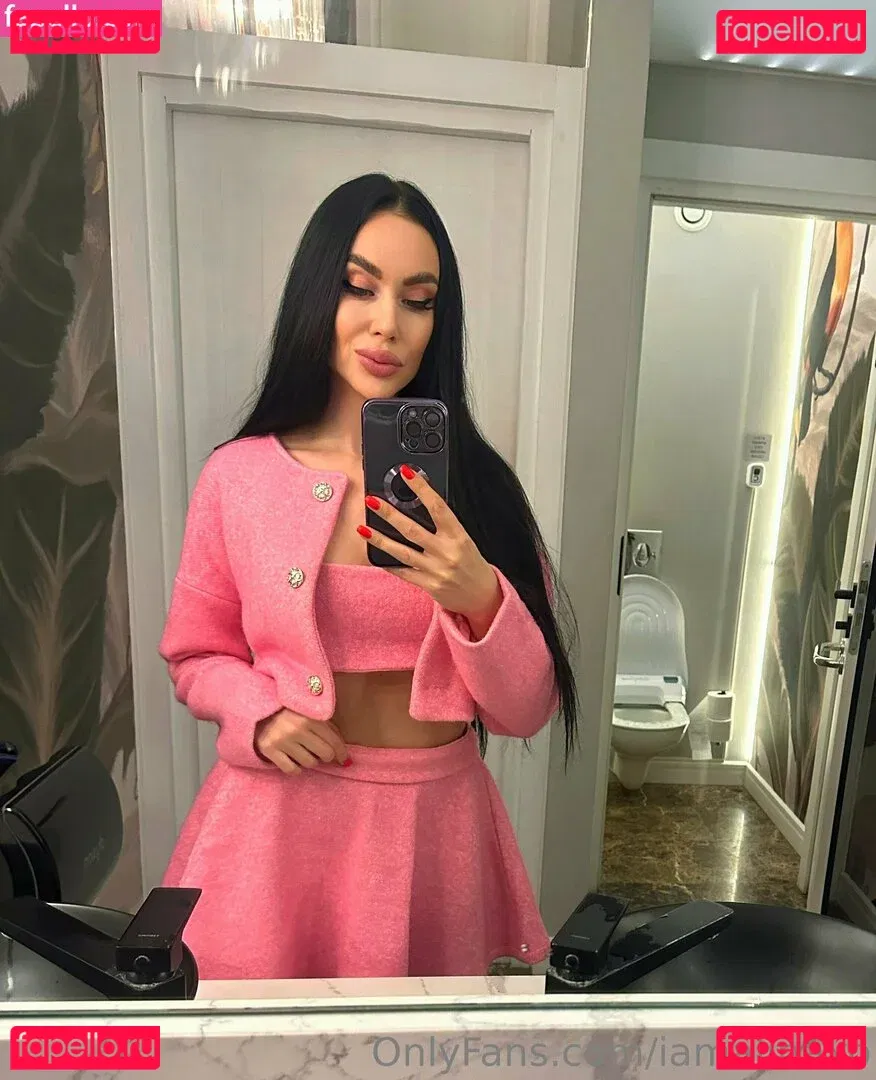 alinaboobs Onlyfans Photo Gallery 