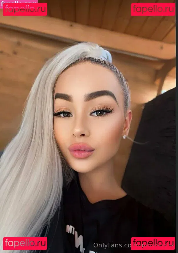 alinaboobs Onlyfans Photo Gallery 