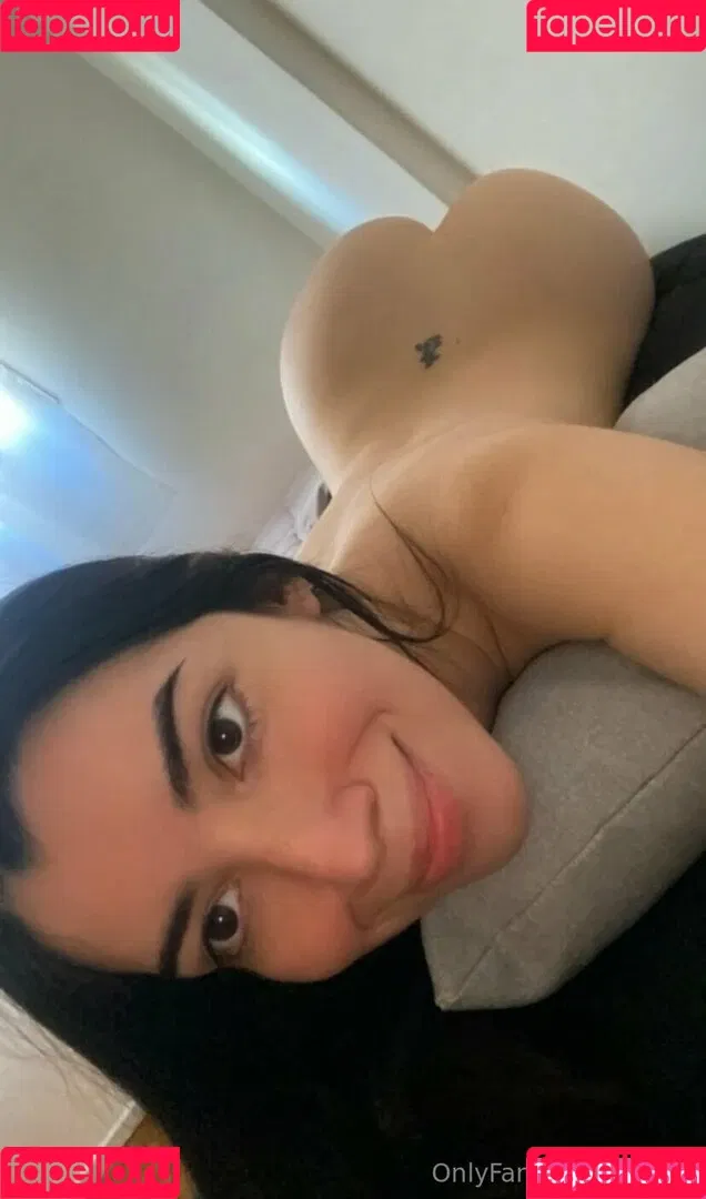 caruty Onlyfans Photo Gallery 