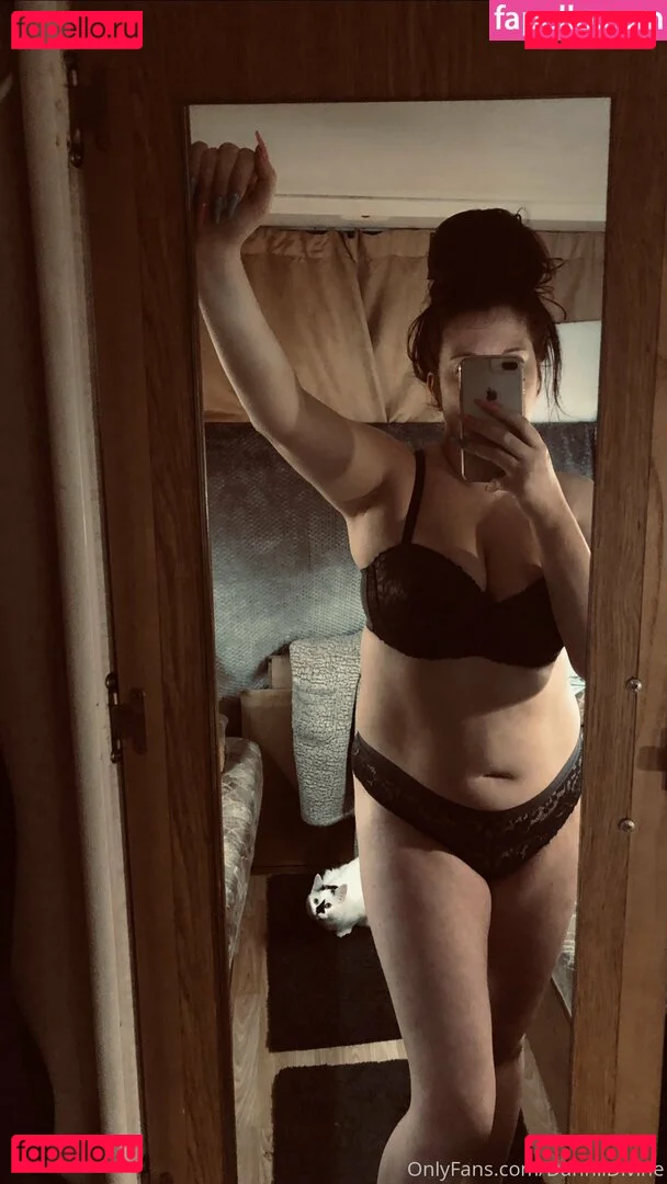 free-of-model Onlyfans Photo Gallery 