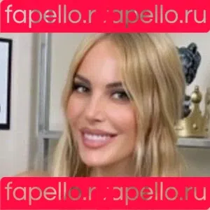 Hande Sarıoğlu Onlyfans Photo Gallery 