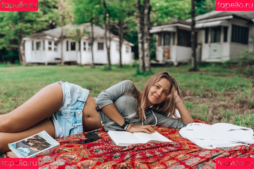 Stella The Light Onlyfans Photo Gallery 