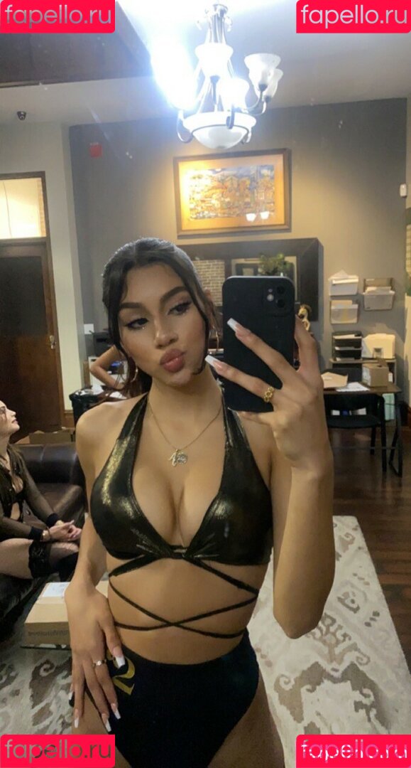 Nishozoldyck Liluzihoe Onlyfans Photo Gallery 