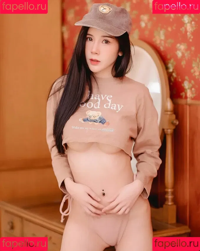 Mikipraiya Onlyfans Photo Gallery 