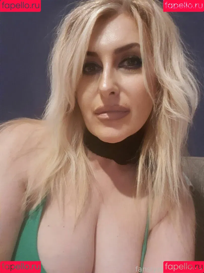 Catinca Onlyfans Photo Gallery 