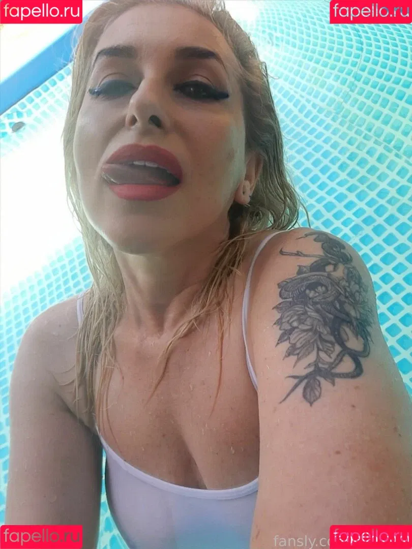 Catinca Onlyfans Photo Gallery 