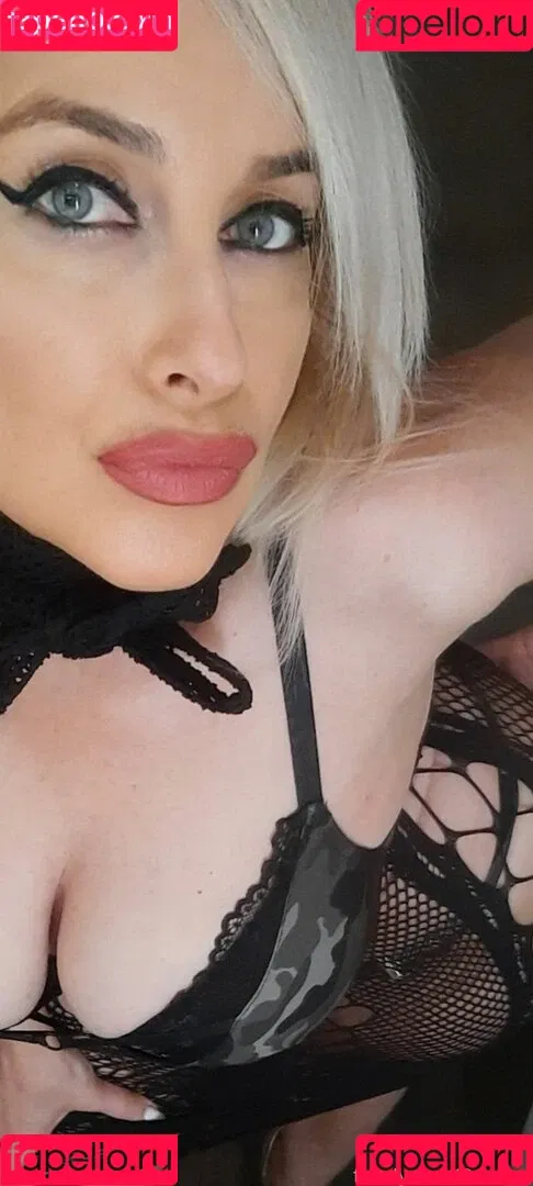 Catinca Onlyfans Photo Gallery 