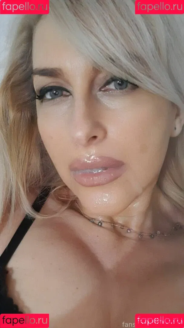 Catinca Onlyfans Photo Gallery 